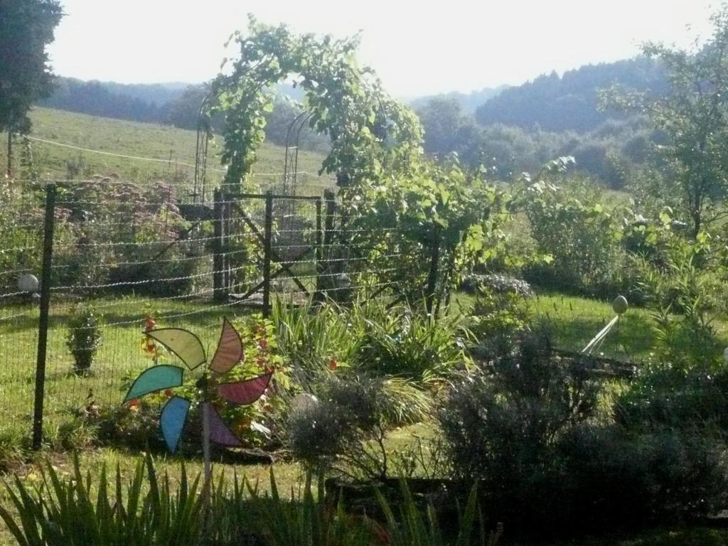 Au Clos D'Ardennes Balaives-et-Butz Exterior photo